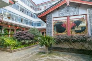 Dadongba Hotel Lijiang, Лицзян