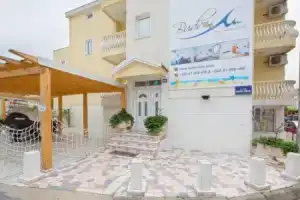 Budva Inn Guest House, Будва
