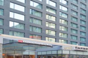 Отель «Hilton Garden Inn Central Park South», Нью-Йорк