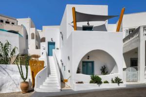 I K I A since 1980, Фиростефани