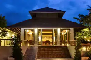 PingChan Koh Phangan Beachfront Resort, Баан Тай