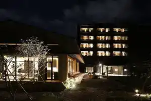 Soki Atami, Атами