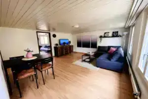 Newly Furnished Beautiful old Building Apartment in the Center With Apple TV, Санкт-Галлен