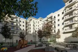 Boulevard 54, Ташкент