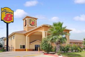 Отель «Super 8 by Wyndham Houston North I-45», Хьюстон