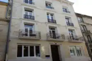 Au Coeur de Bordeaux - B&B et Cave à vin, Бордо