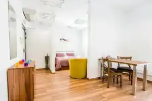 Apart Hotel Virgo, Братислава