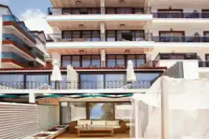 Nur Beach Hotel, Каш