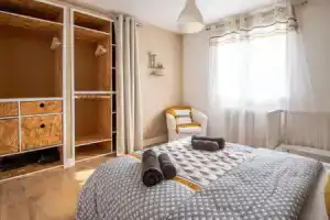 Appartement lumineux/Proche hôpital/Vieux Tours/Parking, Тур