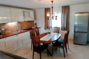 Deluxe Apartment With Amazing sea View in Opatija, Опатия