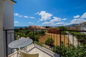 Milica - Parking and Garden - SA3 Donji, Kaštel Kambelovac