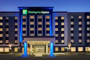 Holiday Inn Express Sarnia - Point Edward by IHG, Сарния