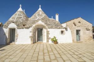 Don Diego, Trulli Villa with pool, Ночи