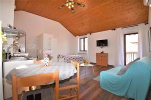 Studio Apartments SKORIC Opatija Volosko, Опатия