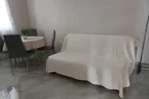 Modrika Apartments, Шибеник