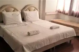 Khun Noy Apartment, Бангкок