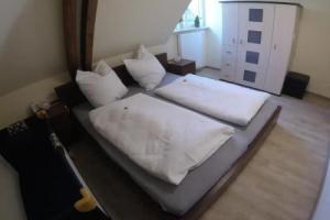 Ferienwohnung Pirna - [#a44102], Пирна