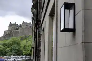 Edinburgh Nine, Эдинбург