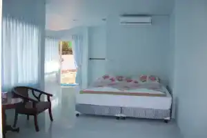 Naiharn On The Rock Resort Phuket, Най Харн