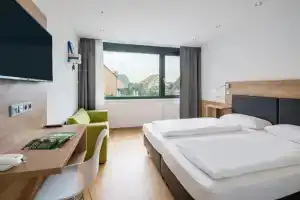 Hotel Knorz, Цирндорф