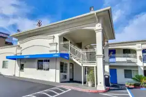 Motel «6 Garden Grove», Анахайм