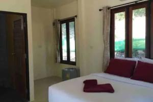 Minnie Seaview Resort, Остров Самет