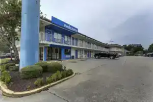 Motel 6 Baton Rouge - Port Allen, Батон-Руж