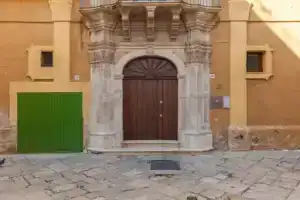 Palazzo De Luca Bed & Breakfast, Фазано