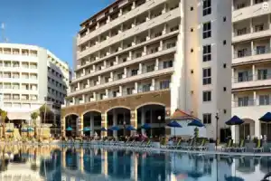 Batihan Beach Resort & Spa - 24H All Inclusive, Кушадасы