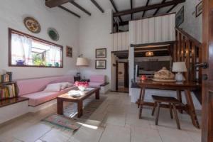 Villa Nini With Sea View, Murta Maria