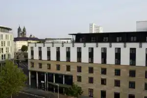 IntercityHotel Magdeburg, Магдебург