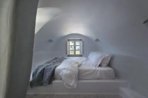 Мини-отель «Nefeles Luxury Suites», Фира