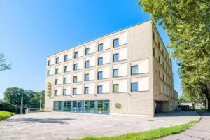 b&b Hotel Karlsruhe, Карлсруэ