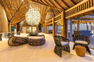 Hurawalhi Island Resort, Нейфару