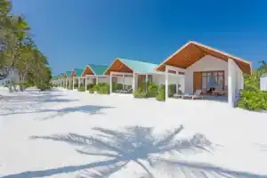 Innahura Maldives Resort, Лавиани