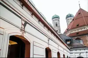 Do & Co Hotel müNchen, Мюнхен