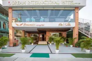 Dream International Hotel, Бутвал