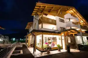 Golden Park Resort, Кампителло-ди-Фасса