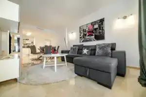 Espanhouse Elvis Apartments	, Торревьеха