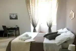 Гостевой дом «Soggiorno Paradiso», Неаполь