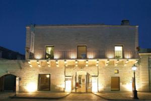 Отель «Corte Dei Francesi», Малье