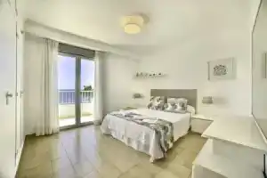 Apartment - 4 Bedrooms with WiFi and Sea views - 105010, Кальпе