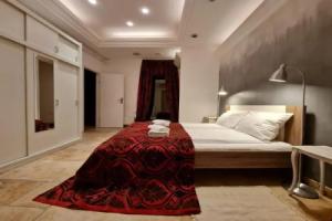 Apartmani N.May's, Карловач
