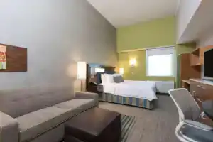 Home2 Suites by Hilton Indianapolis Downtown, Индианаполис