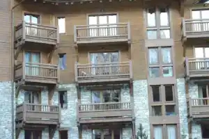 CHOU12 - Magnifique appartement Centre Ville, proche pistes et commerces, Валь д'Изер