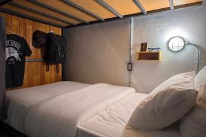 Banana Hostel, Донмыанг