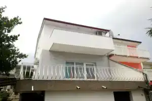 Villa Dora ##2, Цриквеница