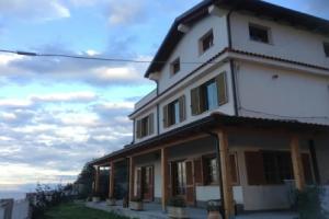 House With 4 Bedrooms in Santa Domenica , With Wonderful sea View and, Тропея