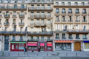 Отель «Hôtel Maubeuge Gare du Nord», Париж