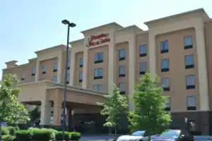 Отель «Hampton Inn & Suites Nashville at Opryland», Нэшвилл